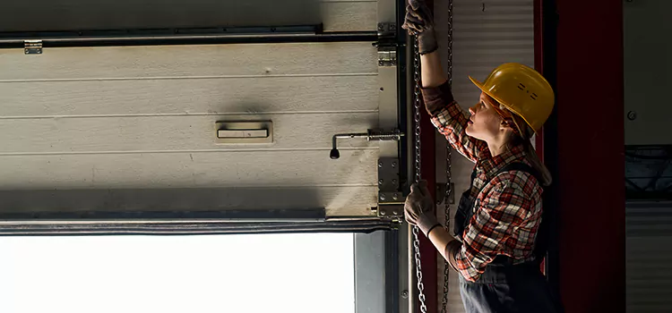 Addressing Common Garage Door Stoppage Issues in Mount Pleasant, MI